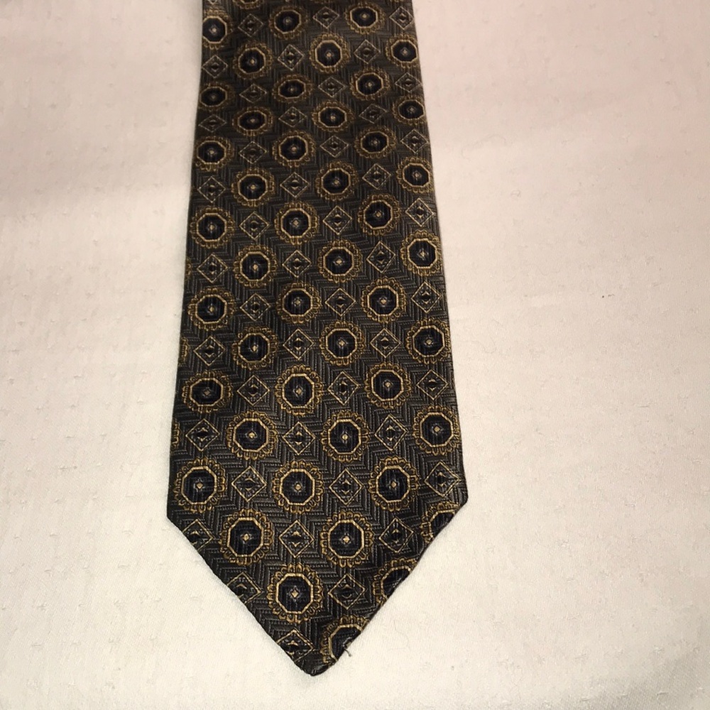 Robert Talbott Seven Fold Hand Sewn Finest Slik Italy - Numbered 23/40